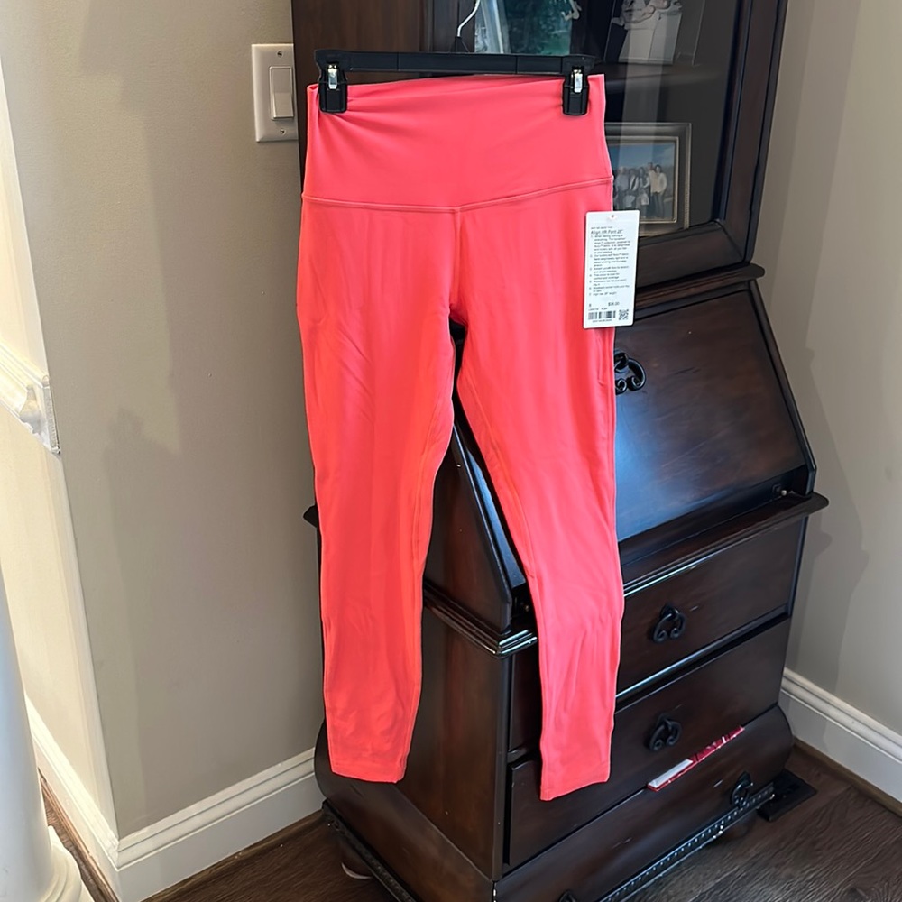 Brand New LuluLemon Align HR Pant 28”